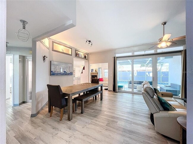 Photo - 4908 Harbor Woods Dr