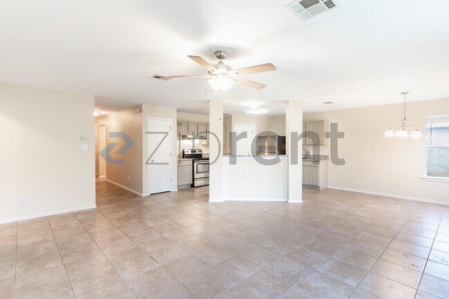 Photo - 419 Indian Meadow Dr