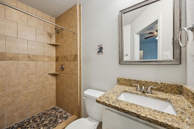 Photo - 2737 Purington Ave Unit 2737