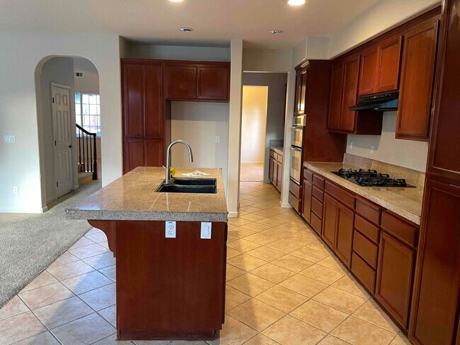 Photo - 318 Mendocino Way