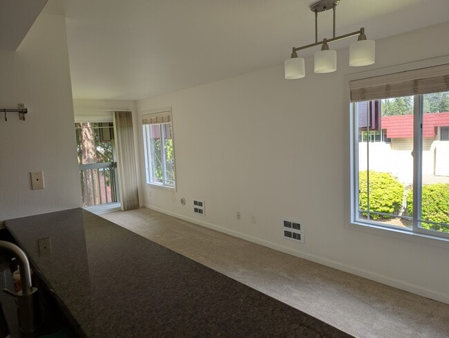 Photo - 14010 SE 6th St Unidad 23 Rental