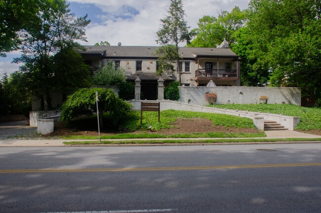 Ardglen Gardens Apartments