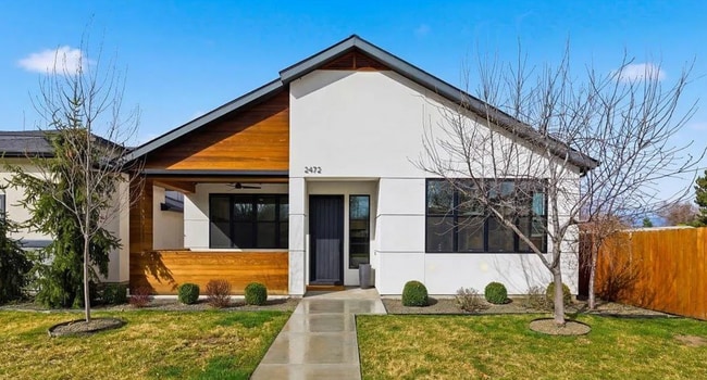 Building Photo - 2472 N Birchgrove Ln