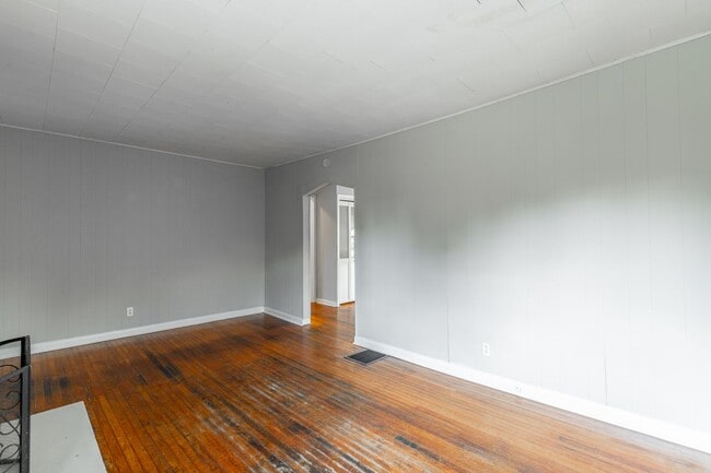 3609 Ridgeside Rd