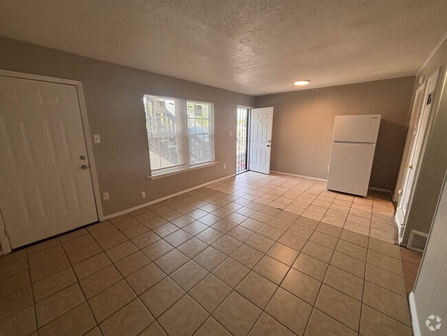 Building Photo - 4455 Macon Rd Rental