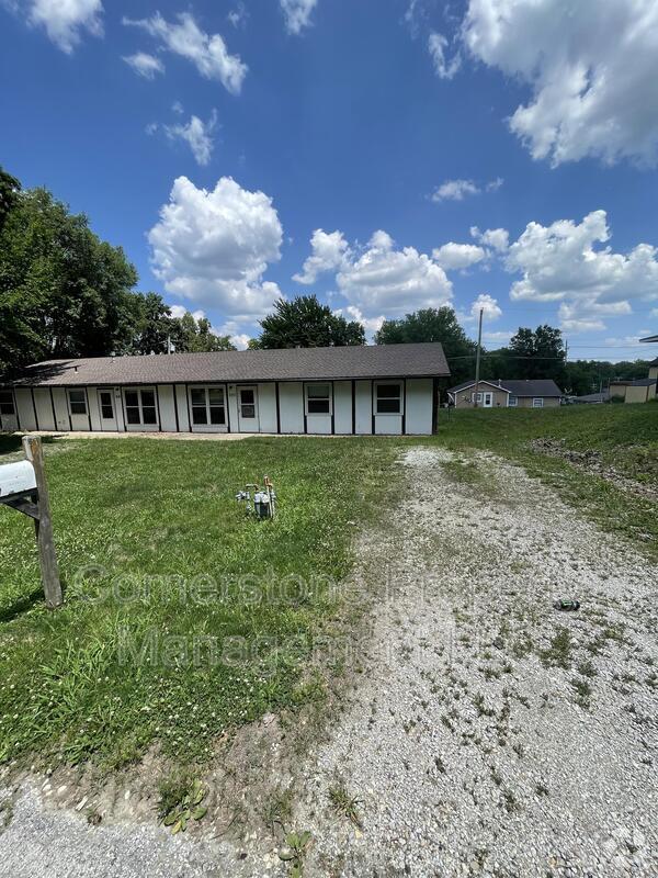 Building Photo - 618 Birch St Rental