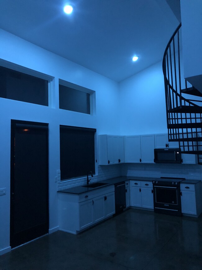 Photo - 9125 S 16th St