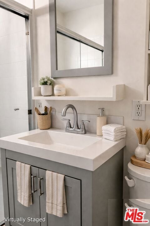 Photo - 15061 Moorpark St