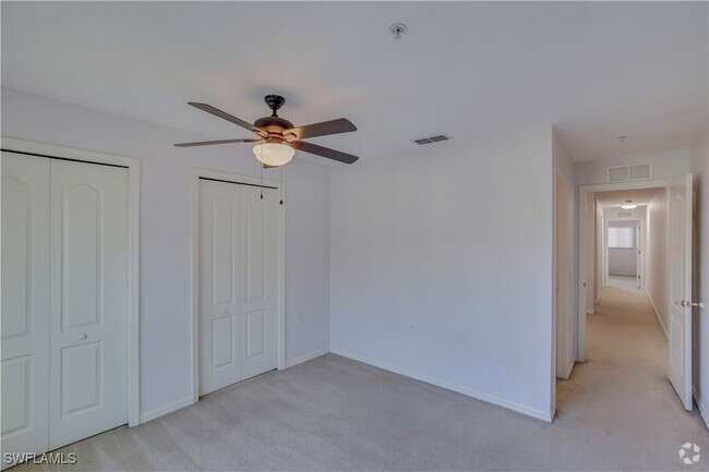 Building Photo - 9445 Ivy Brook Run Rental