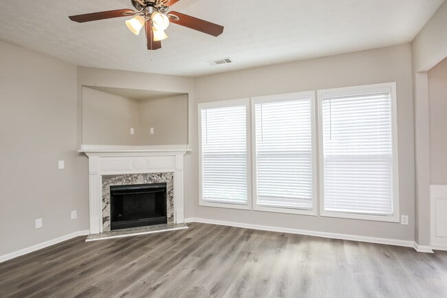 Photo - 461 Pondweed Dr