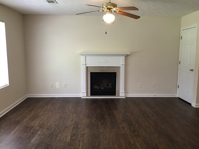 Photo - 1720 New Orleans Way