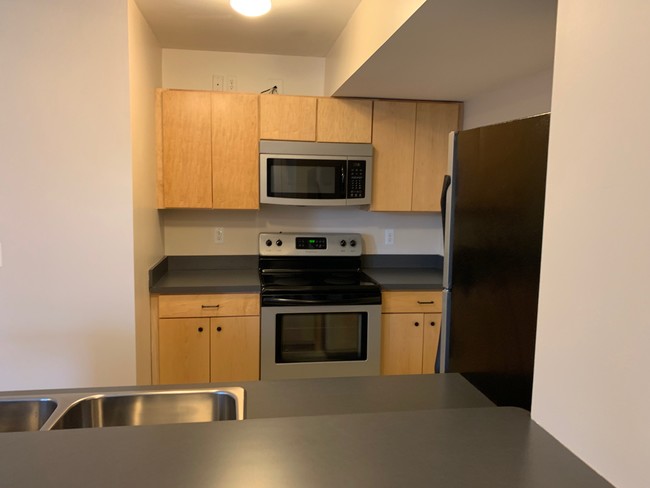 Photo - 71 Garfield St