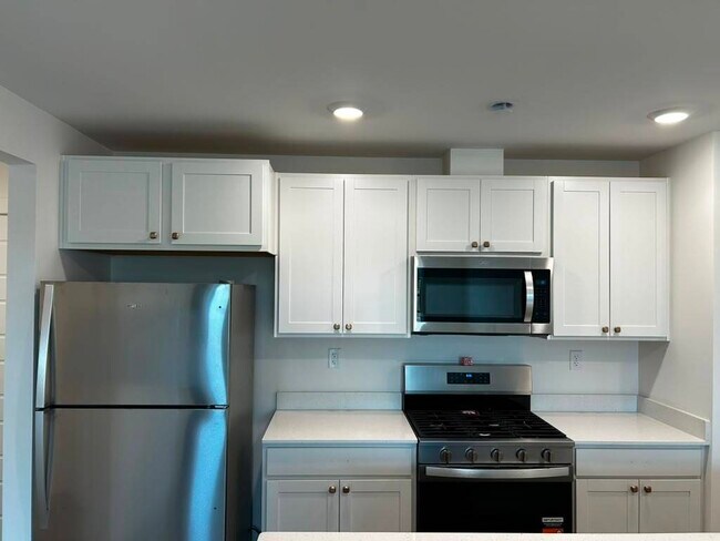 Photo - 2304 Noble Ln