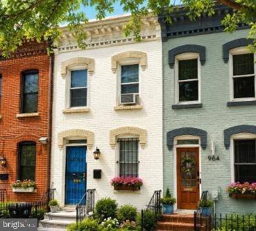 Photo - 962 Florida Ave NW