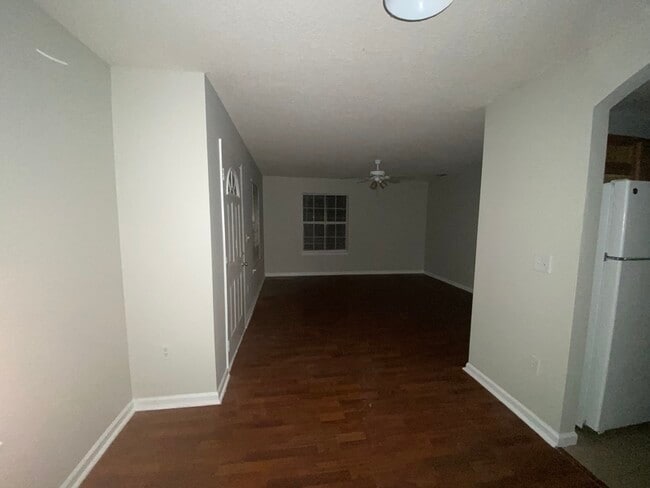 Photo - 2151 Wilberforce Rd