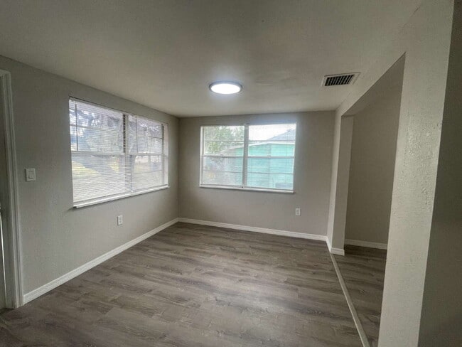 Photo - 4-Bedroom and 2-Bathroom