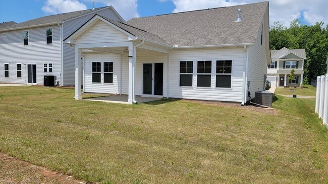 Photo - Your Ideal Home Awaits in Simpsonville
