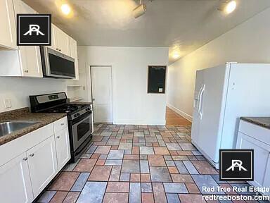 Building Photo - 5 bedroom in Boston MA 02120 Rental