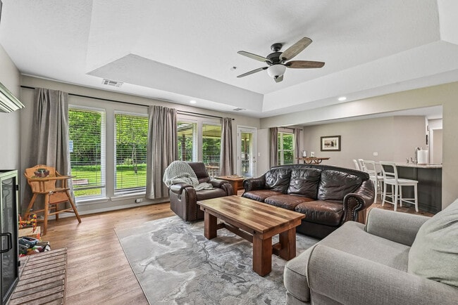 Photo - 822 Chatsworth Dr Unit SI ID1526865P