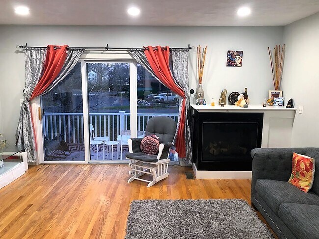 Photo - 12 Ship Ave