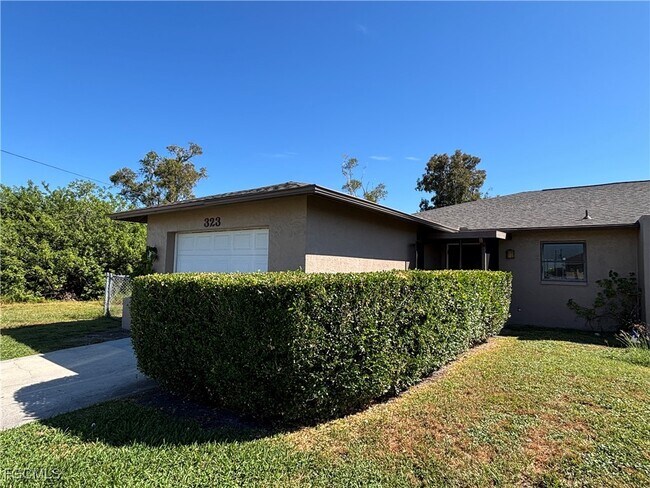 Photo - 323 NW 16th Pl