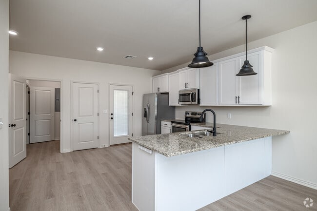 2BR, 1.5BA - 1,170SF (Mirrored) - Kitchen