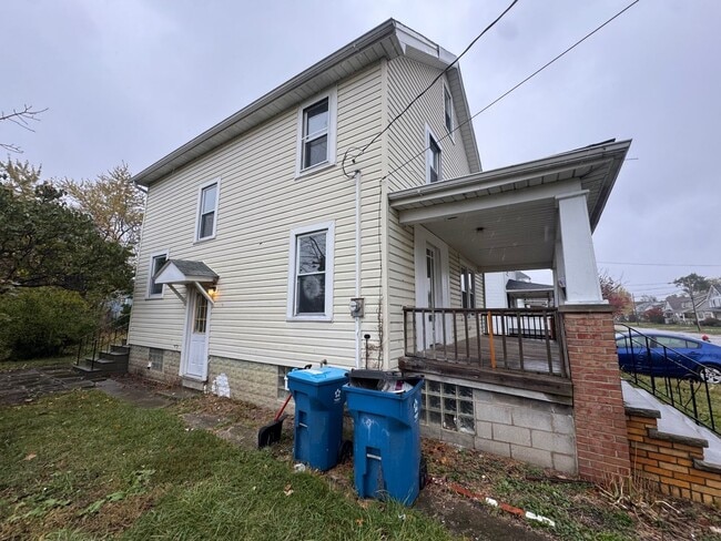 Photo - Charming 4-Bedroom Property in Prime Locat...