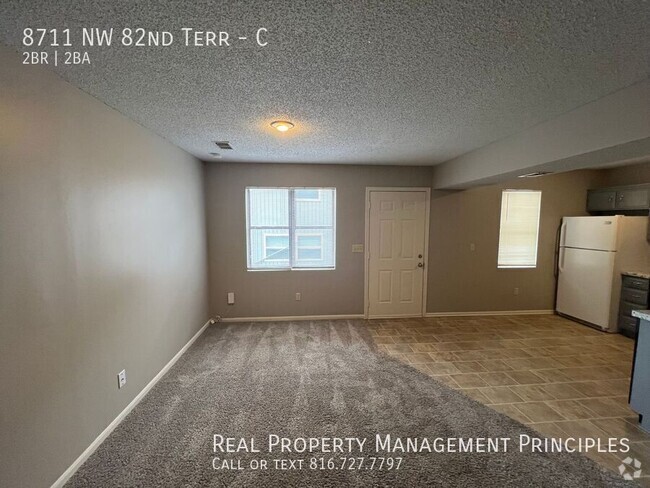 Building Photo - Newly Renovated 2 bedroom, 1.5 bathroom, T... Unit C Rental