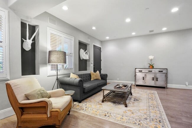 Photo - 16123 Sunset Blvd Unit 202