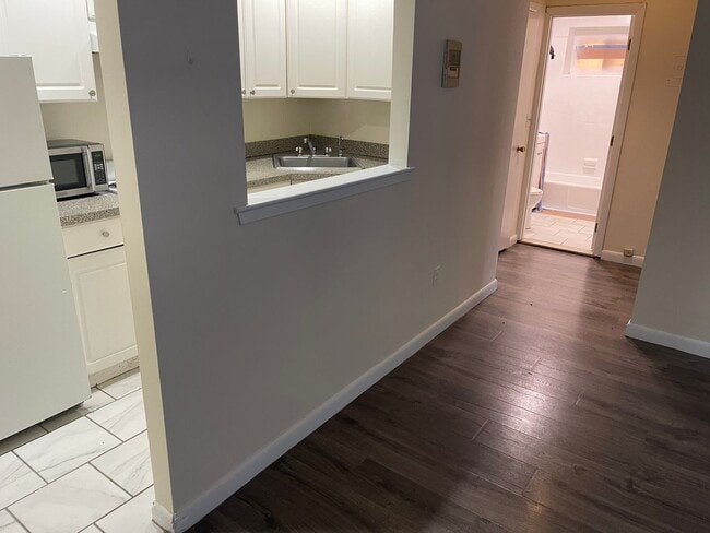 Photo - Spacious and modern 1 bed D=First Floor, C...
