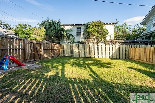 Photo - 620 W 38th St Unidad B