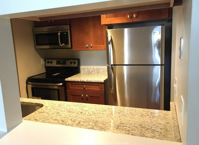 Photo - 13 Bow Street Pl