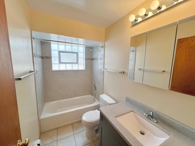 Photo - 7912 W Belmont Ave Unit 1N