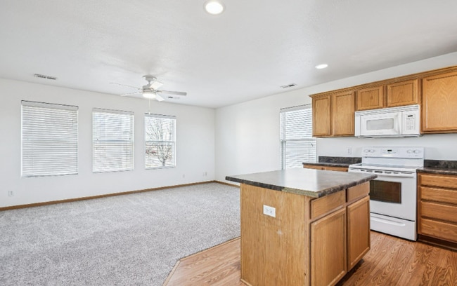 Photo - 6810 S 182nd Ct