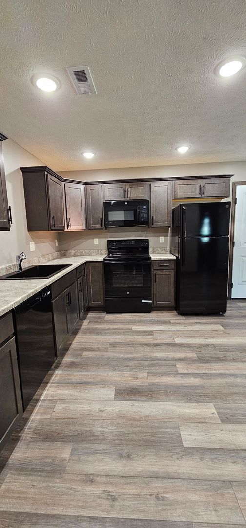 Photo - 816 Phoenix Ct Unidad Apartment C