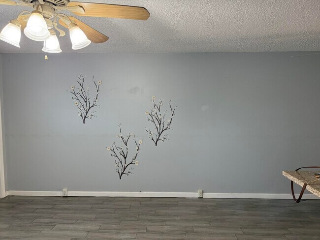 Photo - 127 Northampton G Unidad G