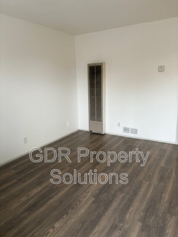 Building Photo - 1201 Iron Ave SW Unit #22