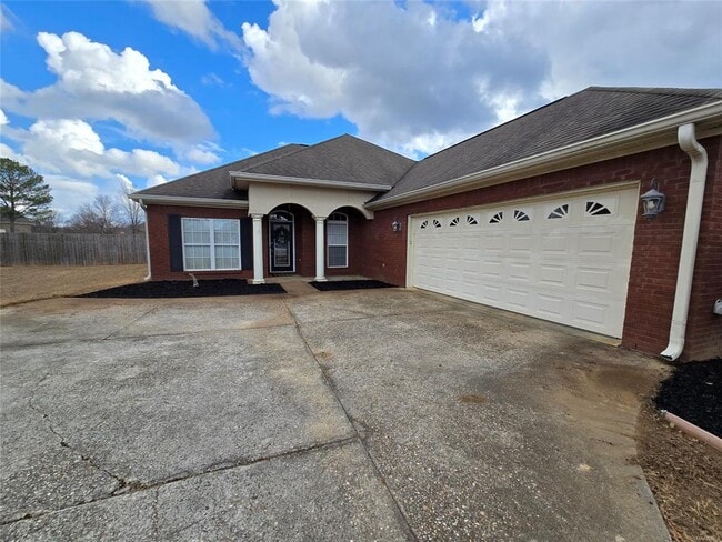 Photo - 1032 E Poplar St