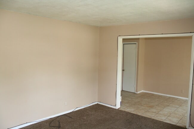 Photo - 150 W 50th Pl N