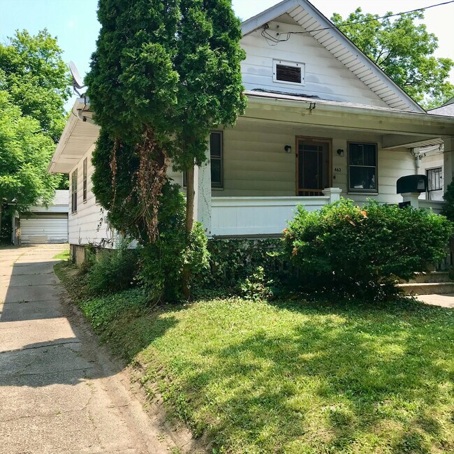 Photo - 463 Noah Ave House