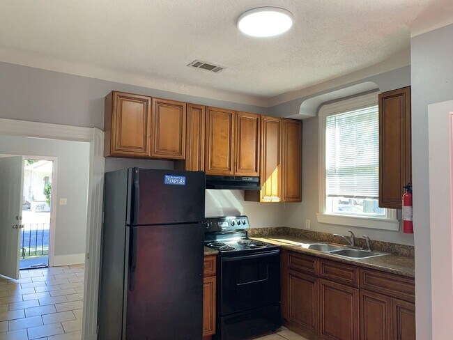 Photo - 2746 Gladiolus St Unit 2748 Gladiolus St.