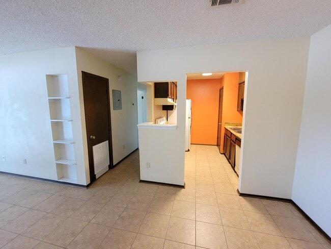 Photo - 1614 Green Briar Pkwy