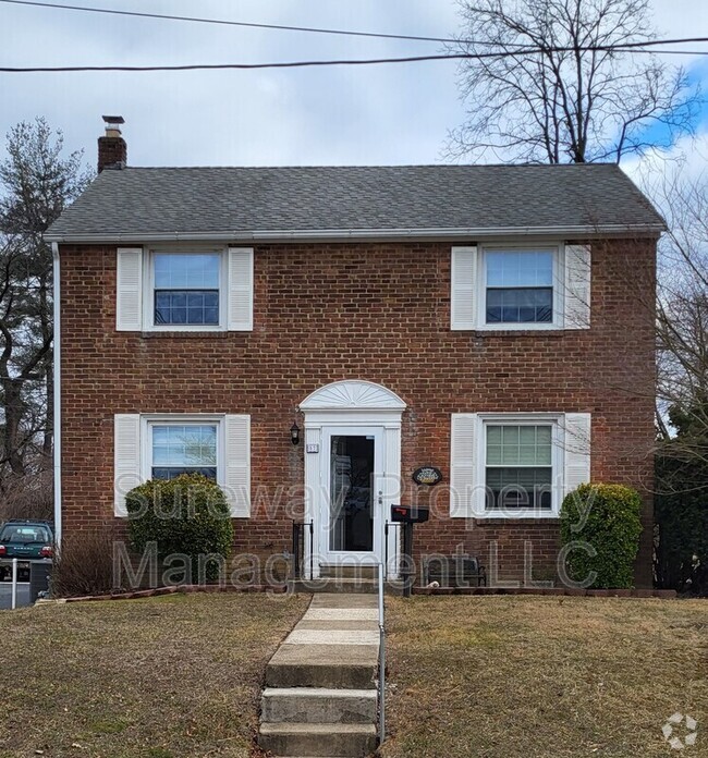 Building Photo - 37 Schuyler Rd Rental