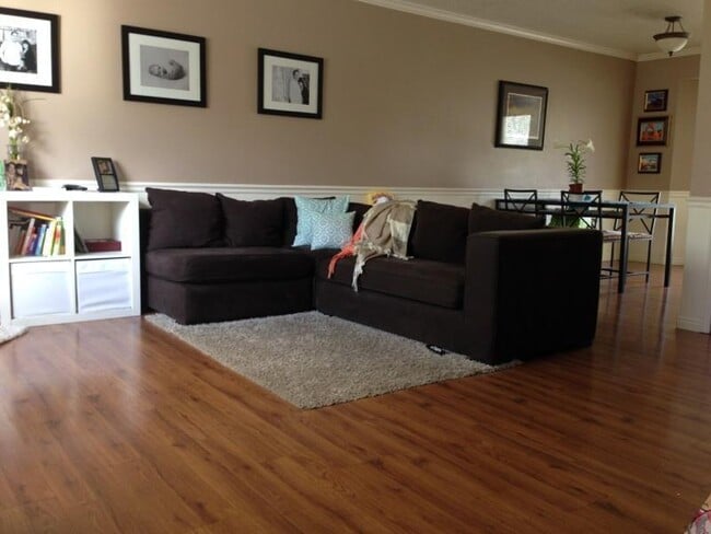 Photo - Stylish 3 bed 2.5 bath town home in Provo