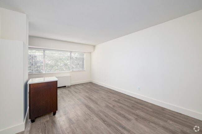 Studio – 398SF - Living Room