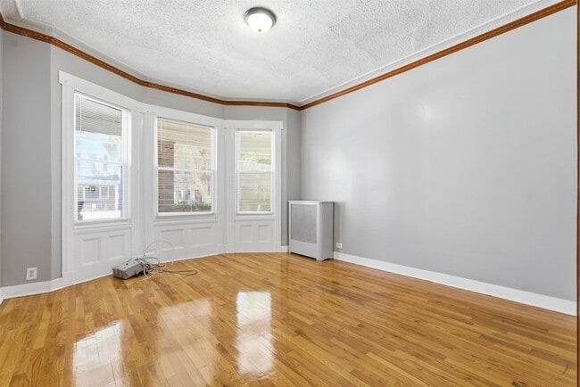 Photo - 199 Ege Ave