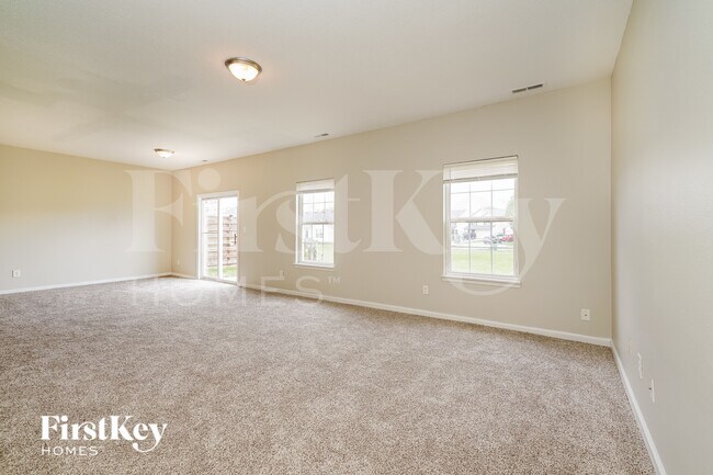 Photo - 8048 Maple Stream Blvd