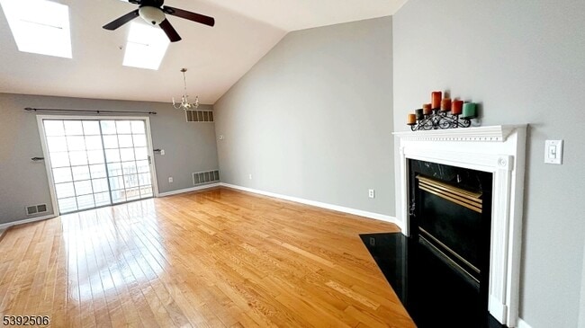 Photo - 18 Potomac Dr