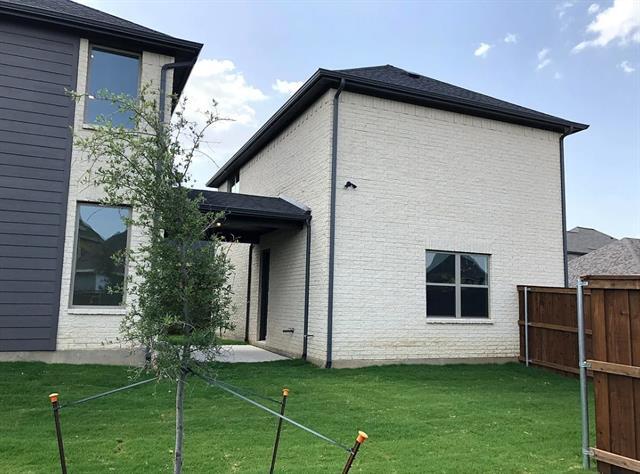 Building Photo - 1819 Desert Willow Wy Rental