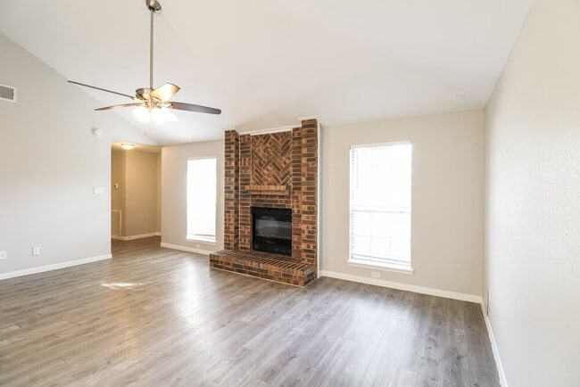 Photo - 3010 Twinleaf Dr